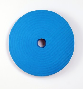 Nr. 1  Papierobjekt 2018 Struktur linear cyanblau, Nr.II, D 46,5 x 4,5 cm