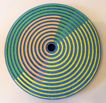 Nr. 2 Papierobjekt 2022 Struktur radial Radar D 29 x 4,5 cm